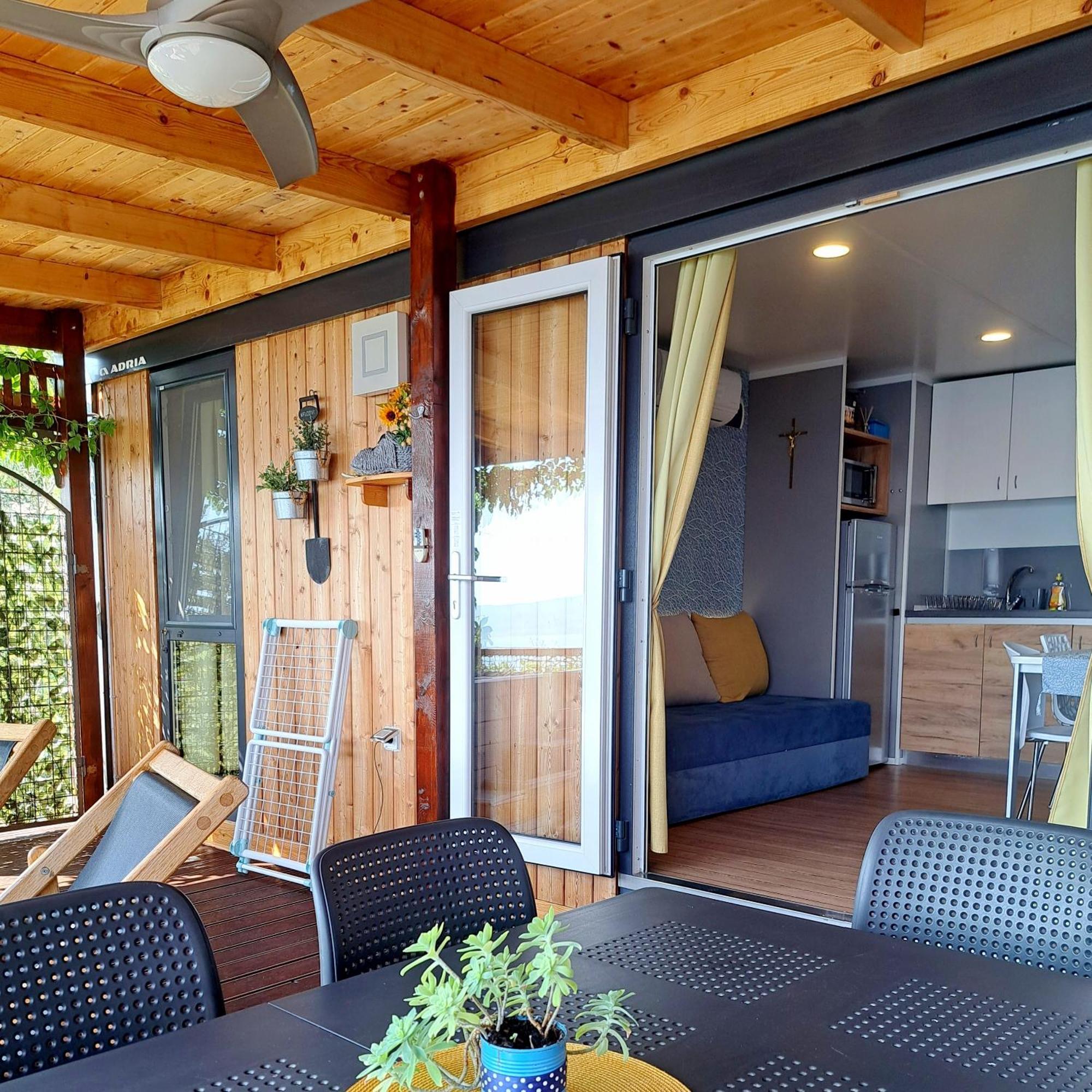 Bella Vista With Jacuzzi 1 Villa Omiš Eksteriør billede
